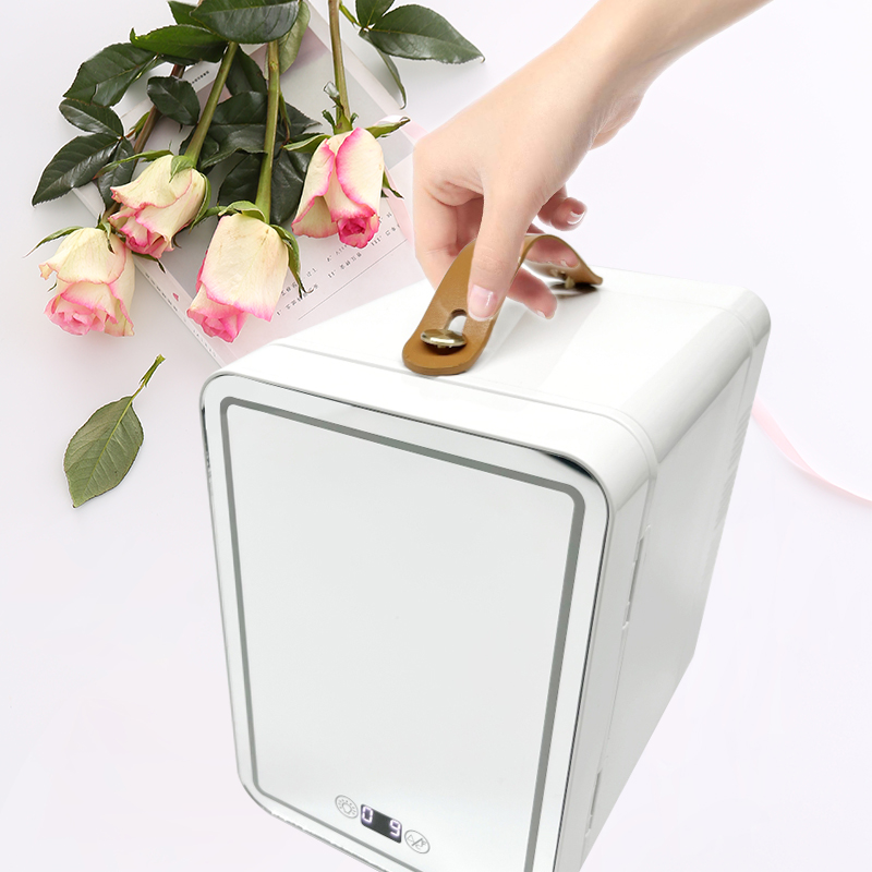 スキンケアデジタルディスプレイ消毒化粧品ポータブルビューティ - Beauty Makeup Fridge のレビューと価格