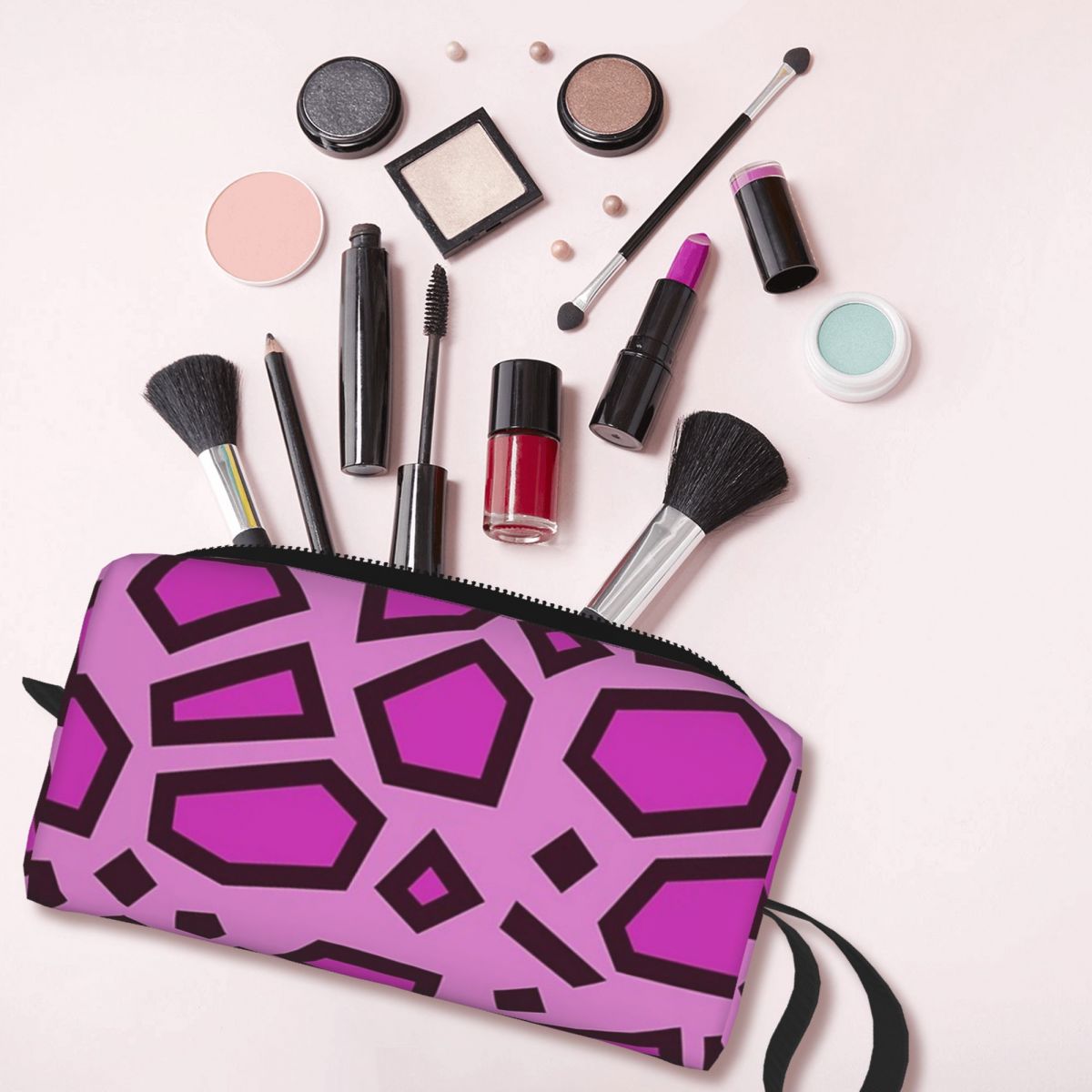 Kipo ピンクメガジャガースポッツメイクアップバッグ化粧品 - Jaguar Beauty Makeup のレビューと価格