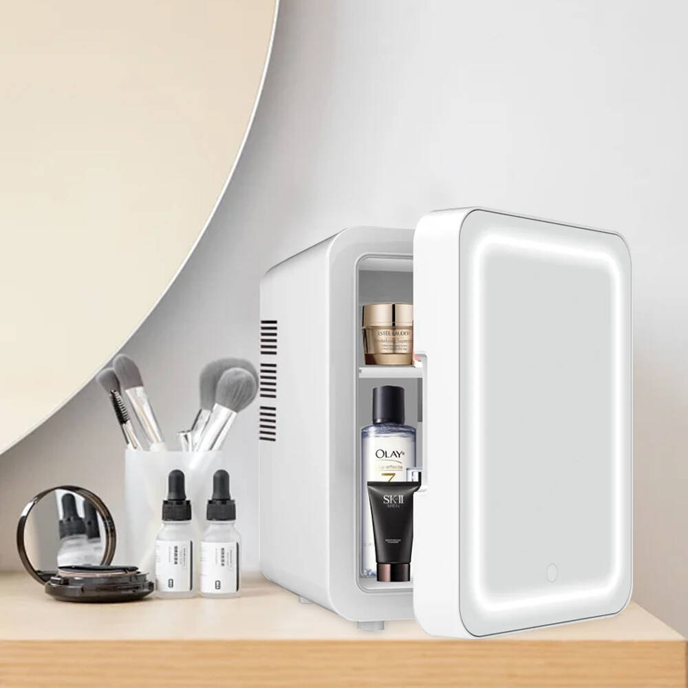 4Lミニビューティー冷蔵庫 LEDミラー付き - スキンケア - Beauty Makeup Fridge のレビューと価格